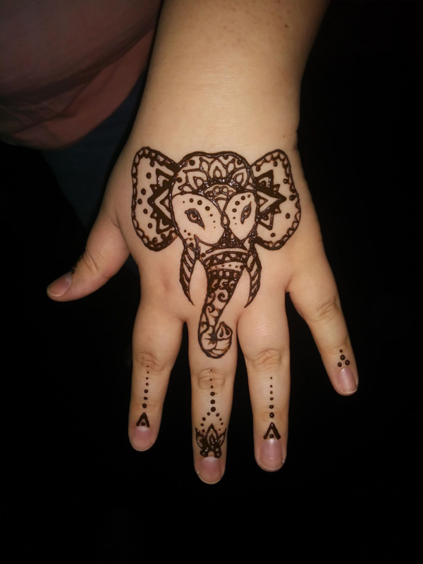Fuentes Fantabulous Fun: Elephant Design Henna Tattoo
